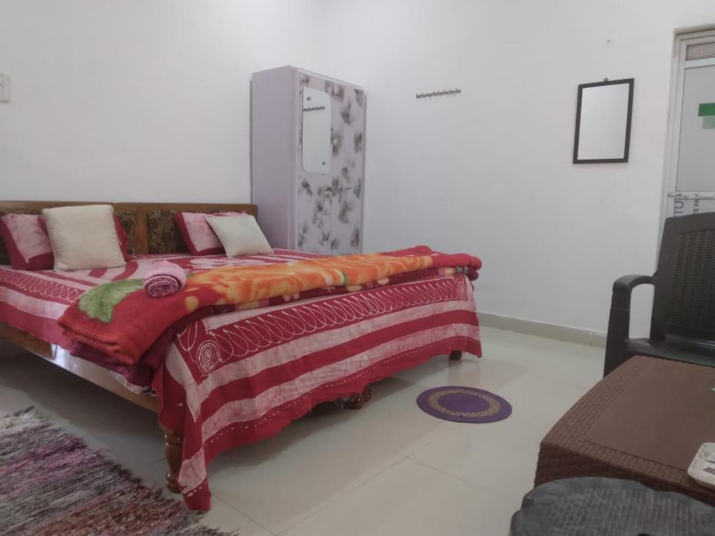 Happy Khajuraho Home Stay Экстерьер фото